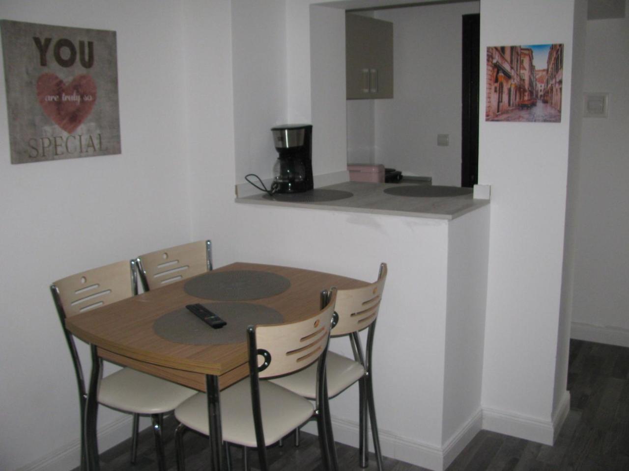 4 Seasons Apartments Bistriţa 外观 照片